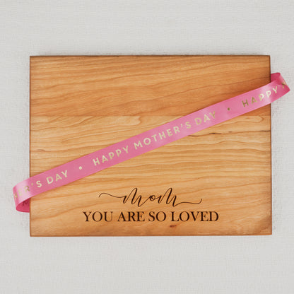 Classic Red Tin & Mother's Day Cheeseboard Collection