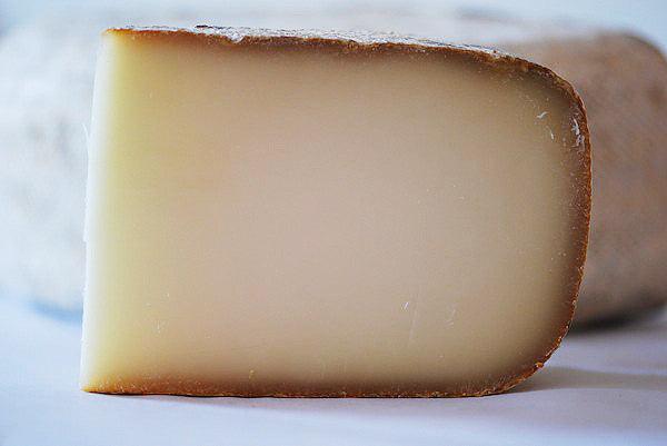 Ossau Iraty - Artisanal Premium Cheese