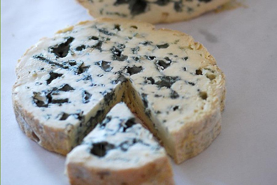 Fourme d'Ambert - Artisanal Premium Cheese