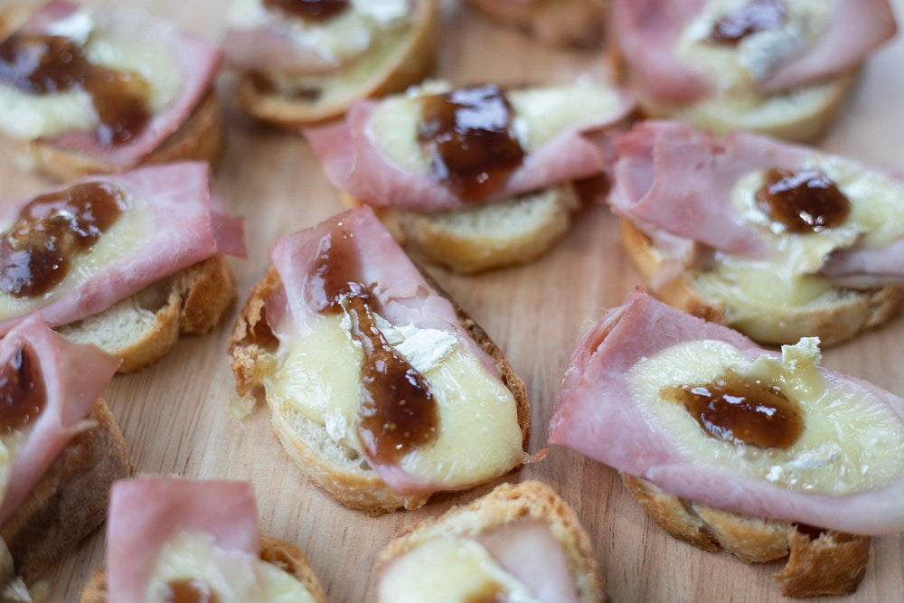 
            
                Load image into Gallery viewer, Ham &amp;amp; Brie Crostini with Fig Jam Kit - Artisanal Premium Cheese
            
        