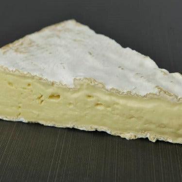 Brie de Meaux Artisanal cow-s milk brie cheese from France